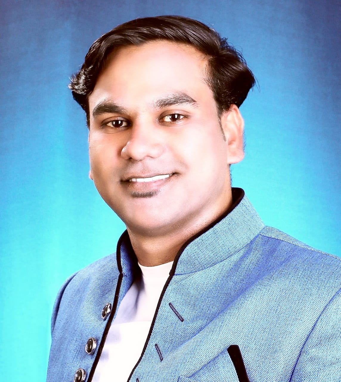 इंटरनेट- सोशल मीडिया एक प्रकारचे व्यसन..?