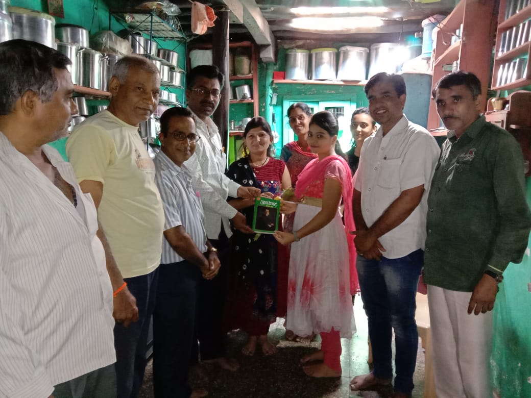 कु. स्नेहा शिंपी चा सन्मान