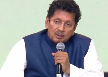 परदेशातील विद्यार्थ्यांना मराठी भाषेचे प्रशिक्षण, राज्य शालेय शिक्षण मंडळाचे प्रमाणपत्र देणार – मराठी भाषा विभाग मंत्री दीपक केसरकर