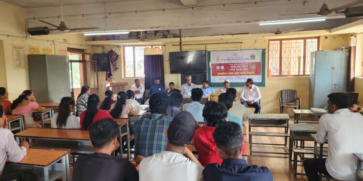 मणियार विधी महाविद्यालयाच्या राष्ट्रीय सेवा योजना हिवाळी शिबिराचे उद्घाटन