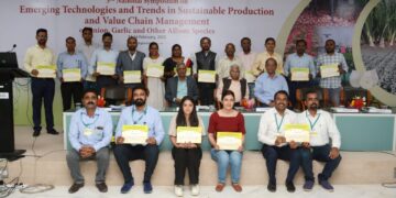 प्रक्रिया उद्योग, संशोधनामुळे कांदा व लसूण पिकाला मिळेल चालना – डॉ.व्यंकट मायंदे