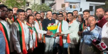 लोहारा येथील प्रसिद्ध उद्योजक राहुल कटारिया यांचा कार्यकर्त्यांसह भाजपमध्ये प्रवेश