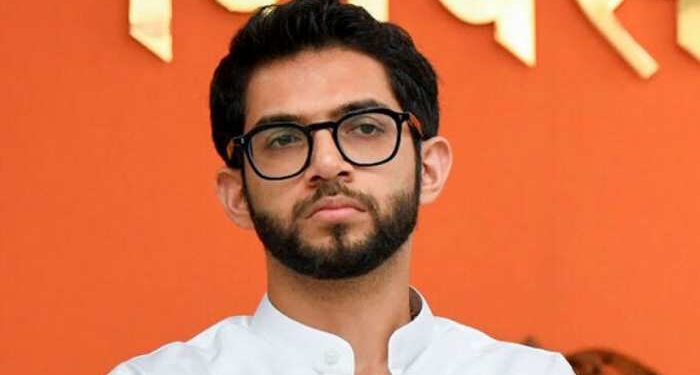 आदित्य ठाकरेंनी आजारपणाचा फायदा घेत मुख्यमंत्री पदासाठी षडयंत्र रचलं; ‘या’ नेत्याने केला धक्कादायक दावा