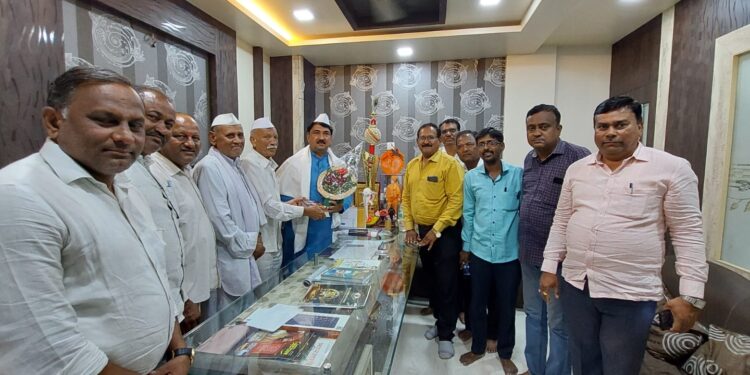 श्री क्षेत्र वालझीरी संस्थानच्या दाधिकाऱ्यांनी मानले खा. उन्मेशदादा पाटील यांचे आभार