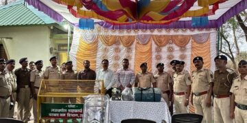 यावल वनविभागाकडुन गस्तीसाठी साहित्य वाटप