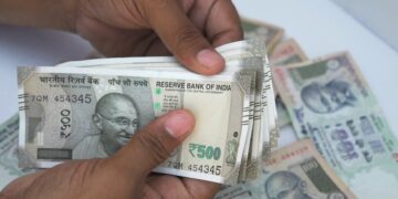 गर्भवती महिलांची चिंता सोडविण्यासाठी ‘या’ सरकारी योजनेचा घ्या लाभ….