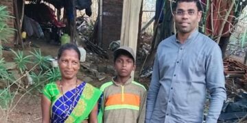 परिश्रमाचे मोल! आईच्या वेदना थांबवण्यासाठी विहीर खोदणाऱ्या प्रणव ला प्रशासनाकडून ‘हे’ जाहीर…