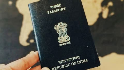 पासपोर्ट संदर्भात हायकोर्टाने प्रशासनाला नियम 12 नुसार दिले ‘हे’ सक्त आदेश