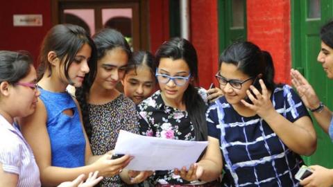 आपण दहावी पास झालात; तर जाणून घ्या पुढील पदवीका अभ्यासक्रमांची प्रवेश प्रक्रिया