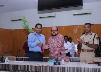 वारकरी भवन निर्माणाच्या कामांना‌ गती द्यावी – पालकमंत्री गुलाबराव पाटील