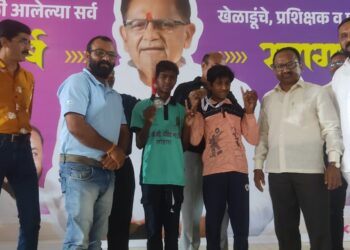 जिल्हास्तरीय कुस्ती स्पर्धेत लोहारा विद्यालयाचा द्वितीय क्रमांक