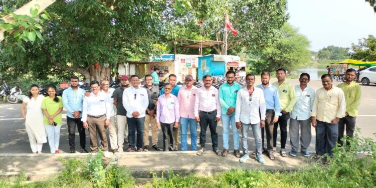 वेब & डिजीटल मिडीया यांची बैठक उत्साहपुर्ण वातावरणात संपन्न