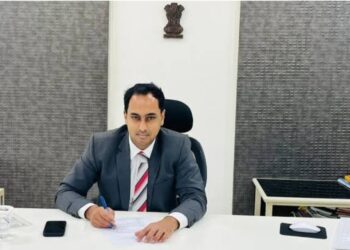 तहसीलदार, नायब तहसीलदारांची कंत्राटी पदभरतीची बातमीत तथ्य नाही;अफवांवर विश्वास ठेवू नये – जिल्हाधिकारी आयुष प्रसाद यांचे स्पष्टीकरण