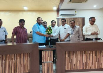 महसूल कर्मचारी संघटनेच्या जिल्हाध्यक्षपदी योगेश नन्नवरे यांची निवड