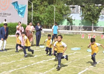 जी. एच. रायसोनी पब्लिक स्कूल येथे क्रीडा महोत्सव उत्साहात