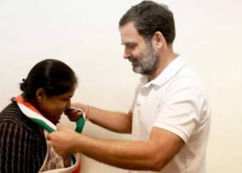 काँग्रेसमध्ये लोकसंघर्ष मोर्चाच्या अध्यक्षा प्रतिभा शिंदे यांचा प्रवेश