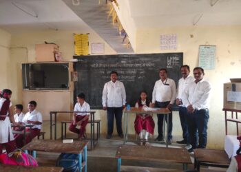 माझी शाळा,सुंदर शाळा या उपक्रमांतर्गत लोहारा विद्यालयात निवडणूक प्रात्यक्षिक कार्यक्रम संपन्न