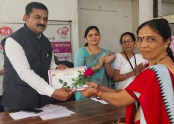 गटप्रवर्तक आशा स्वयंसेविका ग्रामीण आरोग्य यंत्रणेचा कणा” ;जिल्हा आरोग्य अधिकारी डॉ. सचिन भायेकर