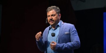 समाजमाध्यमांवरील उथळ मतांतरांच्या गर्दीत माहितीच्या विश्वासार्हतेला अधिक प्राधान्य देण्याची गरज –  प्रधान सचिव ब्रिजेश सिंह