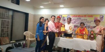 ॲड. मुकुंदराव जाधव यांच्या काव्यसंग्रहाला वसुनंदिनी राष्ट्रीय पुरस्कार