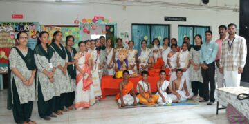 गोदावरी इंग्लिश मीडियम सीबीएसई शाळेत गुरुपौर्णिमेचा कार्यक्रम उत्साहात साजरा