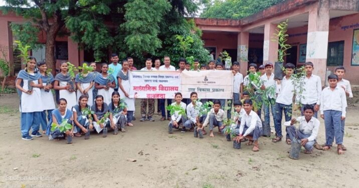 माझी वसुंधरा अभियान 5.0 अंतर्गत पृथ्वी या तत्त्वावर वृक्ष लागवडीसाठी रोपे तयार करून वृक्ष लागवड