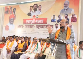 प्रत्येक महायुतीचा कार्यकर्ता हा गुलाबराव पाटील समजून काम करा !  शिवसेना नेते गुलाबराव पाटील यांचे महायुतीच्या मेळाव्यात कार्यकर्त्यांना आवाहन
