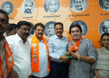 सुप्रीम कॉलनीच्या तरुणांसह मनसेच्या शहर जिल्हा उपाध्यक्षांचा भाजपात प्रवेश