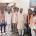 गुलाबराव पाटील यांच्या नेतृत्वाखाली शिवबंधन बांधुन असोद्याच्या असंख्य युवकांचा शिंदे गटाच्या शिसेनेत प्रवेश