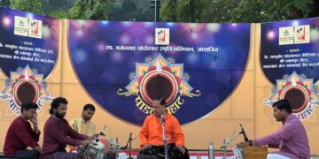 पाडवा पहाट” या मैफिलीत सुरांची अतिशबाजी
