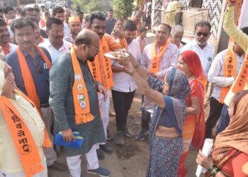 “विकासामुळे गुलाब भाऊंना मताधिक्याने विजयाचा ग्रामस्थ व सरपंचांचा निर्धार!”