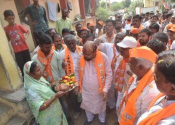 साळवा पं. स. गणात धनुष्यबाणाला पसंती : लाडक्या बहिणींचा एकच आवाज, गुलाबभाऊ !