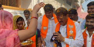 छत्रपती शिवाजीनगर परिसरातील ज्येष्ठांच्या प्रतिक्रियांनी भारावले आमदार राजूमामा, प्रचारात आघाडी…