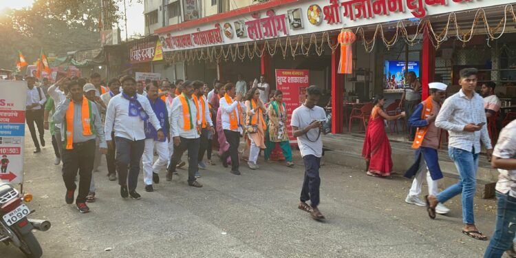 आ. राजूमामा भोळेंचे चिमुकले राम मंदिरात साकडे, गांधी नगर, गणेश नगर भागात काढली रॅली
