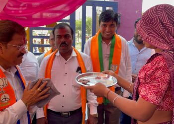 तुम्ही निवडून या राजूभाऊ, तेव्हाच आमची भाऊबीज साजरी होईल..!