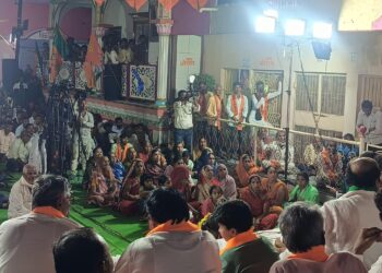 वायफळ बडबड करणाऱ्या पेक्षा जनता काम करणाऱ्याला साथ देईल;पिंप्री येथील जाहीर सभेत गुलाबराव पाटील यांना विश्वास