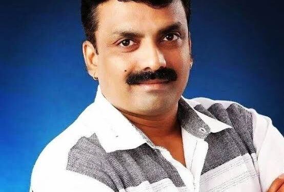जळगाव मतदारसंघात भाजपाला बंडखोरी रोखण्यात अपयश ;डॉ. अश्विन सोनवणे यांचा अर्ज कायम