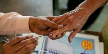 जळगाव जिल्ह्याची ११ ते १ च्या वेळेत सरासरी मतदान टक्केवारी – २७.८८%