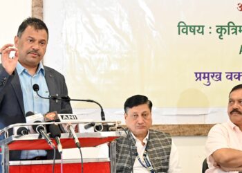 अधिक सक्षम होण्यासाठी कृत्रिम बुद्धिमत्तेचे तंत्रज्ञान समजून घेणे आवश्यक – प्रधान सचिव ब्रिजेश सिंह