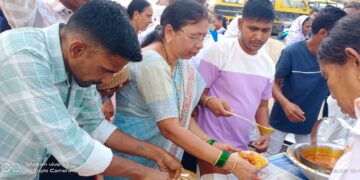 डॉ. बाबासाहेब यांच्या महापरिनिर्वाण दिनानिमित्त कसाऱ्यात अभिवादनपर कार्यक्रमासह अन्नदान वाटप