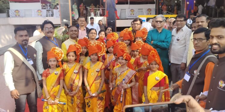 बालरंग भूमी परिषद मुंबई आयोजित बालरंगभूमी संमेलनात प. वि.पाटील विद्यालयाची धमाल