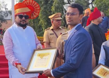 जैन स्पोर्टस् अकॅडमी तथा जळगाव जिल्हा तायक्वांडो असोसिएशन चा राष्ट्रीय खेळाडू पुष्पक रमेश महाजन याचा सन २०२४-२५ चा जिल्हा क्रीडा “गुणवंत खेळाडू पुरस्कार” ने सन्मानित