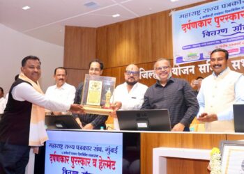 जळगावमधील पत्रकारांसाठी ‘नवी  गृहनिर्माण सोसायटी’ काढण्यासाठी मदत करणार    – पाणी पुरवठा मंत्री गुलाबराव पाटील