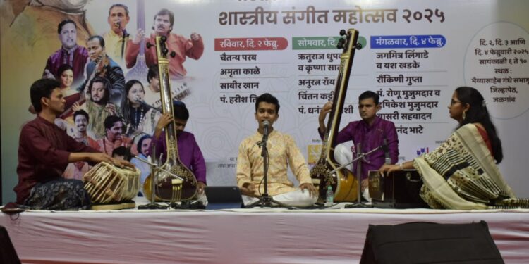 सांस्कृतिक कार्य विभागामार्फत पंडित भीमसेन जोशी शास्त्रीय संगीत महोत्सवाचे दिमाखदार उद्घाटन