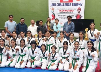 दुसऱ्या जैन चॅलेंज तायक्वांडो ट्रॉफी स्पर्धेमध्ये अनुभूती निवासी स्कूलला दुहेरी मुकूट;फाईट व पुमसे मध्ये १३ गोल्ड, ६ रौप्य, ४ कांस्य पदकांची कमाई