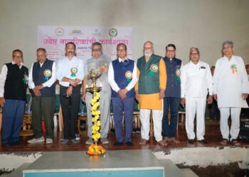 लाडके आई-आजोबा म्हणून वृद्धांना मदत करा – डॉ. अण्णासाहेब टेकाळे