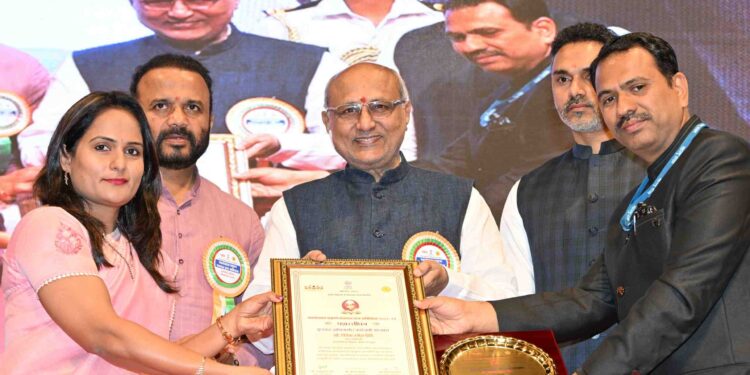 ग्रामीण महाराष्ट्राच्या विकासात स्थानिक स्वराज्य संस्थाचे योगदान महत्त्वपूर्ण- राज्यपाल सी.पी.राधाकृष्णन