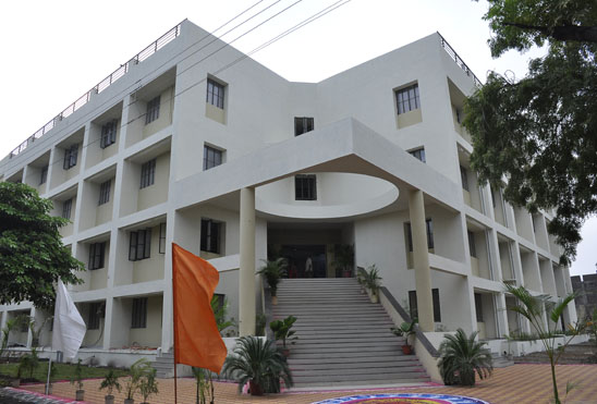 समाजकार्य महाविद्यालयाला यूजीसीकडून पुढील दहा वर्षासाठी “स्वायत्त दर्जा”