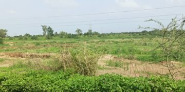लोहारा येथे पावसाळ्यातही तीव्र पाणी टंचाई… आजही होतोय टँकरने गावाला पाणीपुरवठा