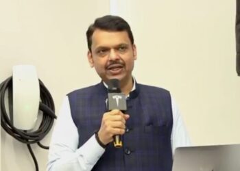 महाराष्ट्र देशातले सर्वात मोठे इलेक्ट्रिक वाहन उत्पादन क्षमता असलेले राज्य ठरणार;मुख्यमंत्री देवेंद्र फडणवीस यांचा विश्वास